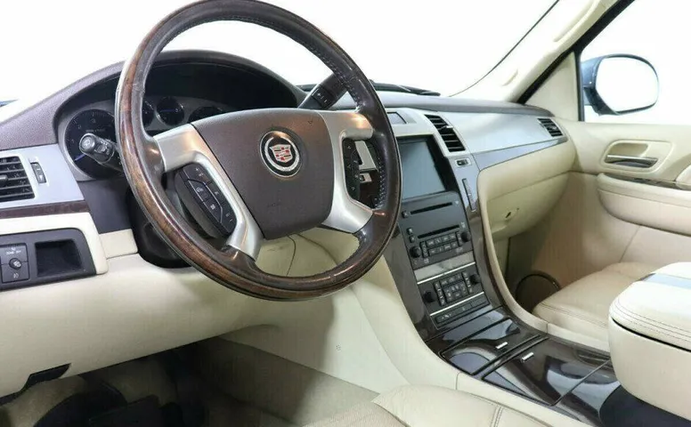 Cadillac Escalade 6.2 Автомат
