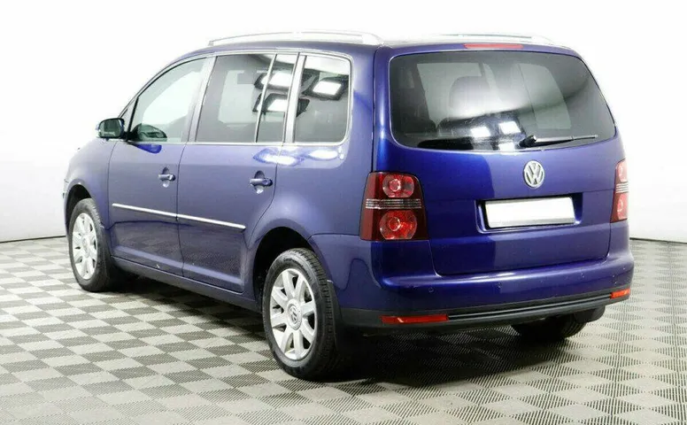 Volkswagen Touran 1.4 Робот