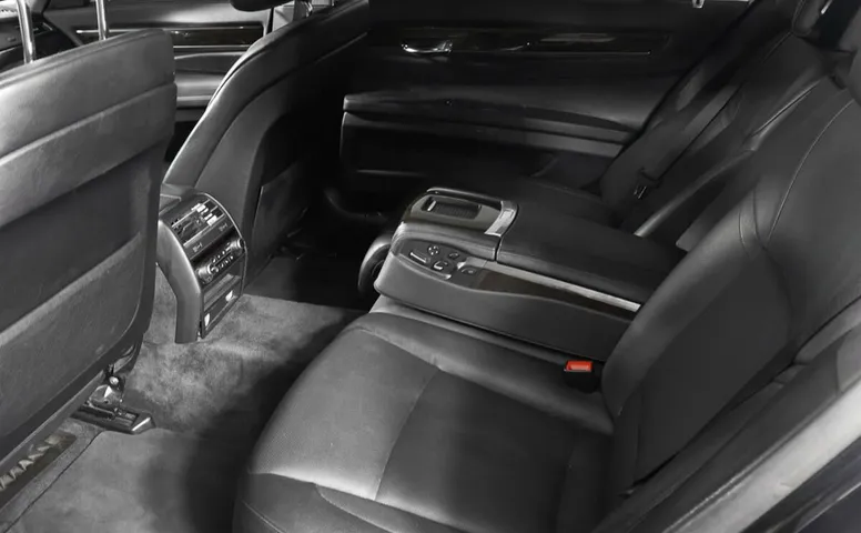 BMW 7 серия