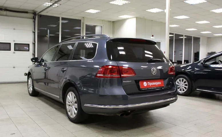 Volkswagen Passat (B7)