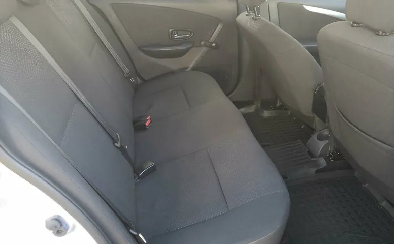 Nissan Almera III (G15)