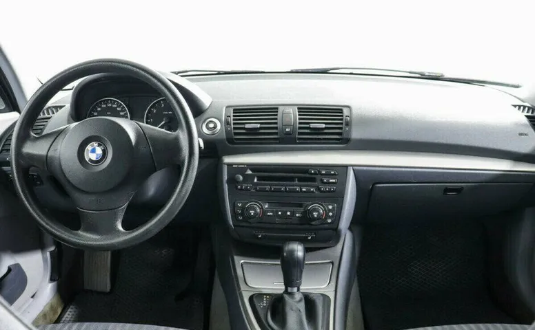 BMW 1 серия 2.0 Автомат