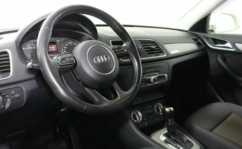 Audi Q3 2.0 Робот