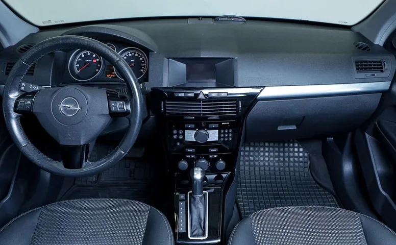 Opel Astra H Рестайлинг