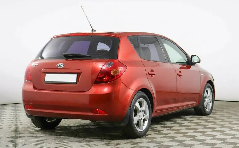 Kia Ceed I