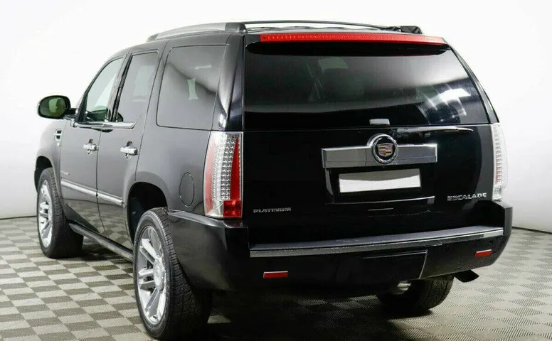 Cadillac Escalade 6.2 Автомат