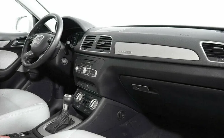 Audi Q3 2.0 Робот