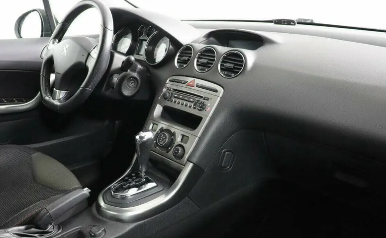 Peugeot 308 1.6 Автомат
