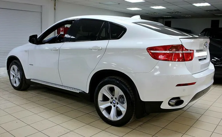 BMW X6 35i I (E71)
