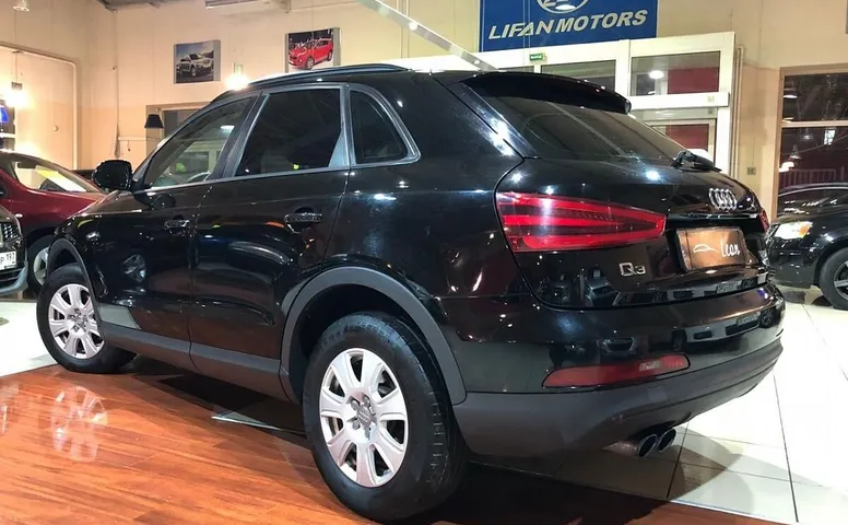 Audi Q3 I (8U)
