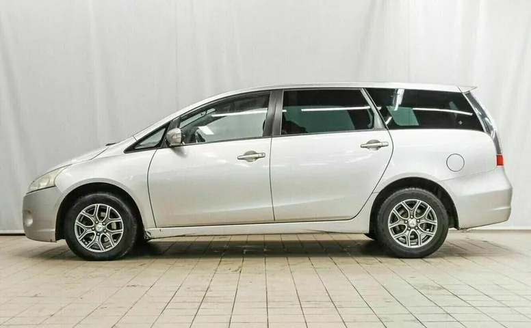 Mitsubishi grandis