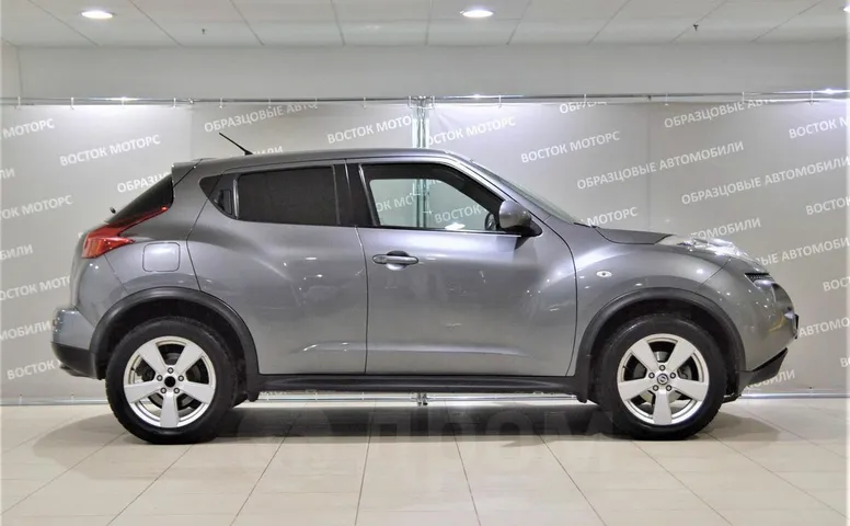 Nissan Juke, 1 поколение