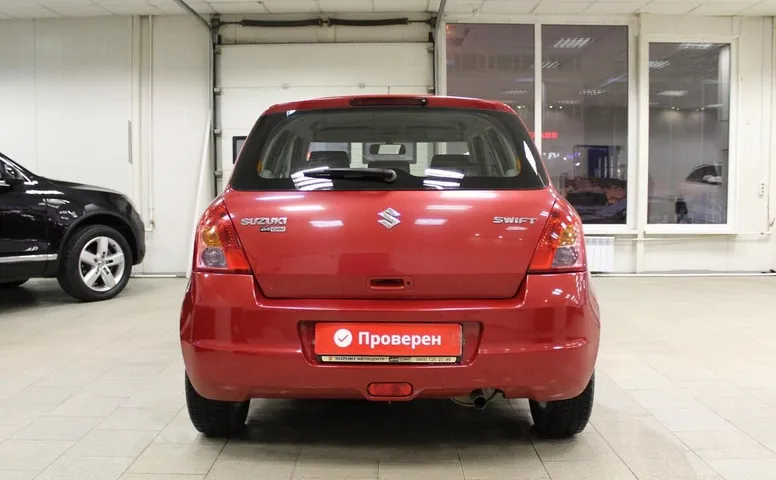 Suzuki Swift, III