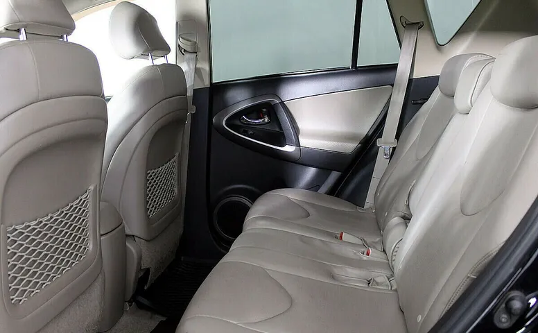 Toyota RAV4 III (XA30)