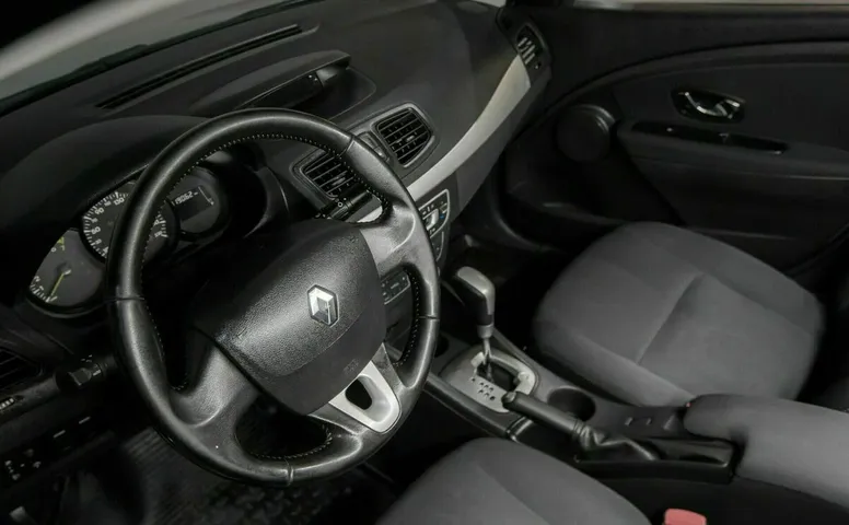 Renault fluence
