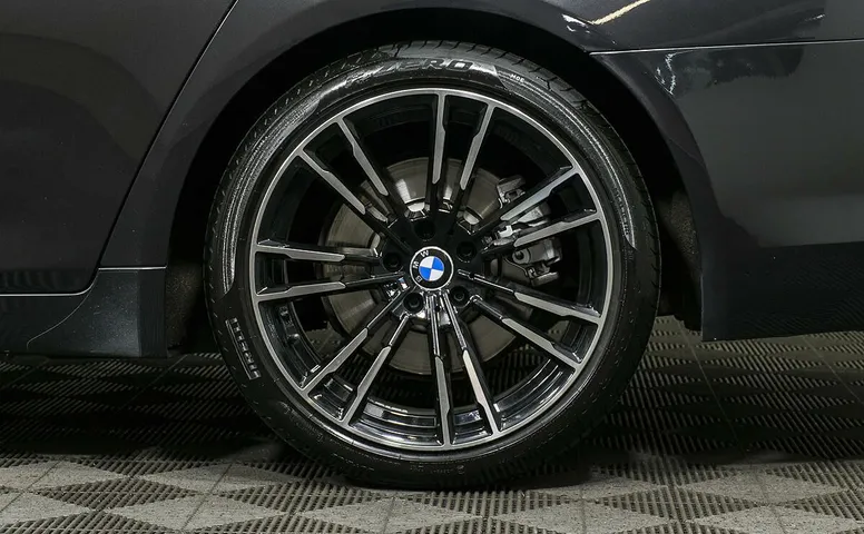 BMW 7 серия