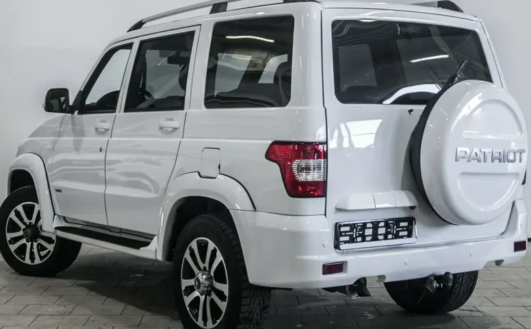 УАЗ Patriot
