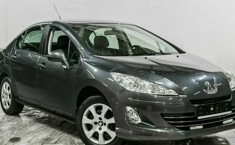 Peugeot 408