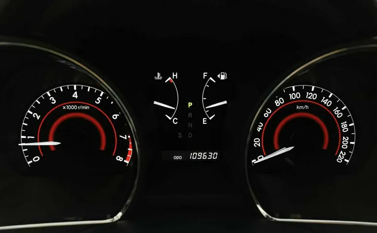 Toyota Highlander 3.5 AT 4WD (273 л.с.) Комфорт Красный