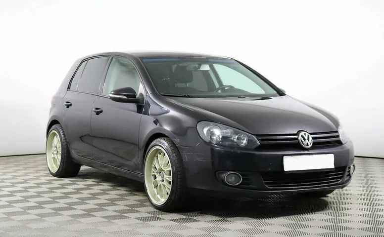 Volkswagen Golf VI