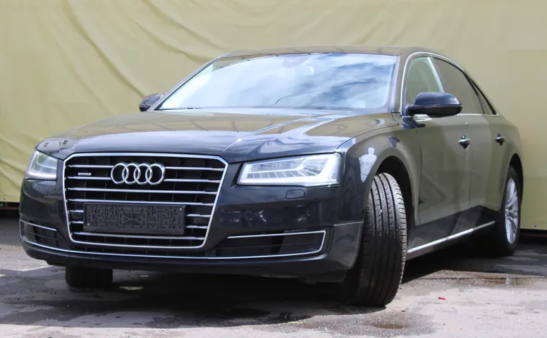 Audi A8 3.0 AT (310 л.с.) 4WD
