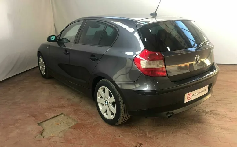 BMW 1ER 118i 2.0 AT (129 л.с.)