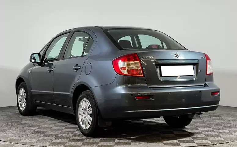 Suzuki SX4