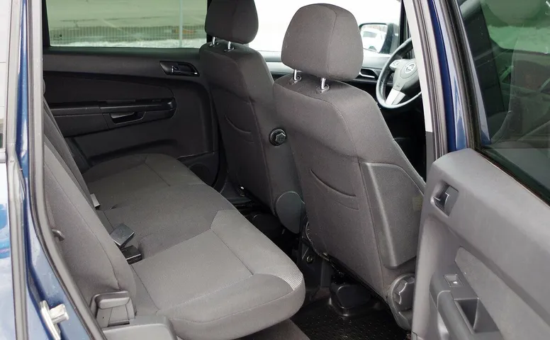 Opel Zafira B Рестайлинг