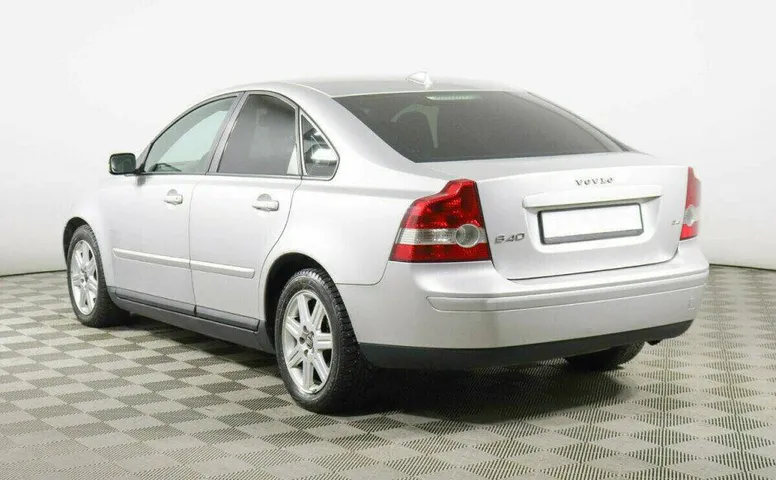 Volvo S40 2.4 Автомат