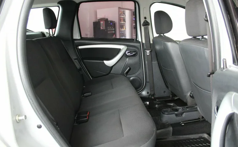 Nissan Terrano III (D10)