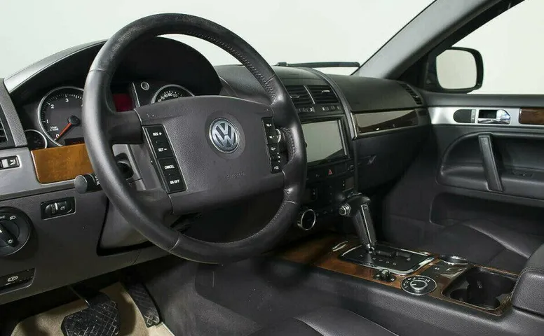 Volkswagen Touareg 2.5 Автомат