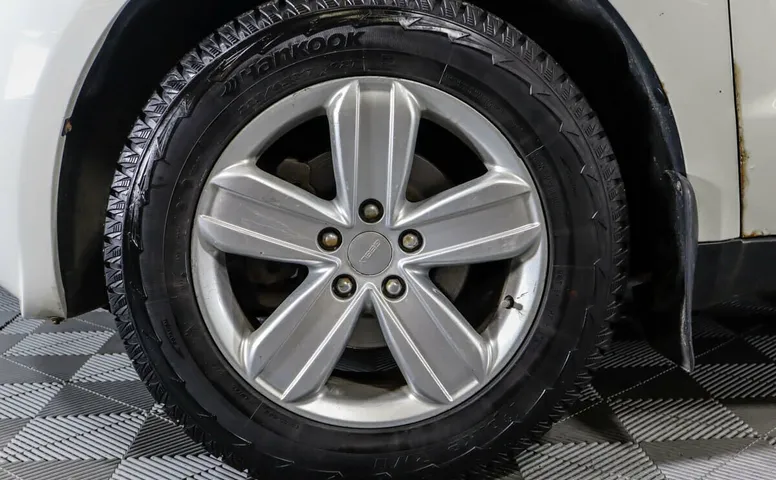 Geely Emgrand X7 2.0 МКПП