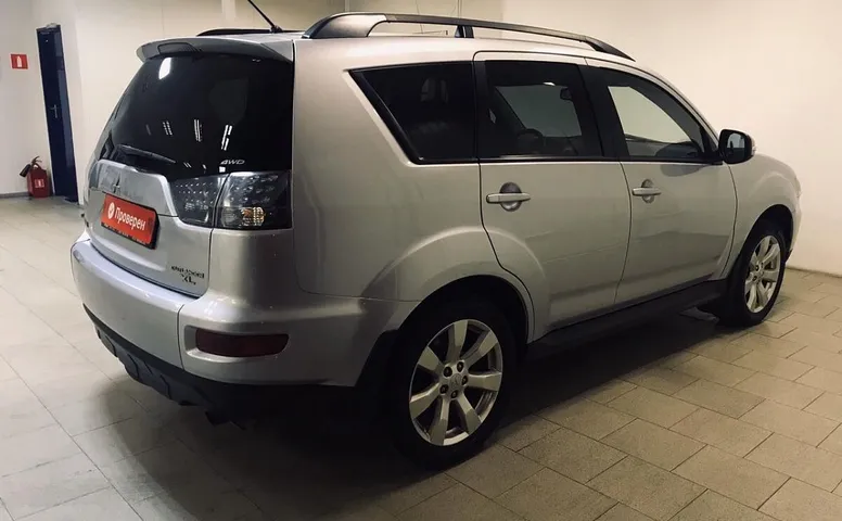 Mitsubishi Outlander II Рестайлинг