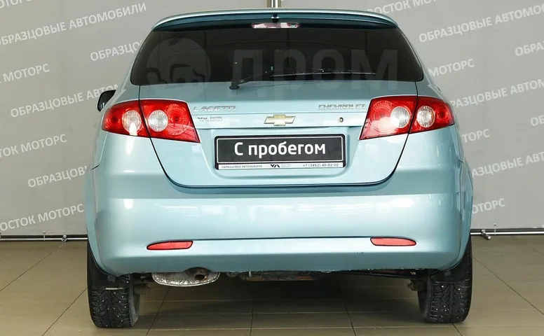 Chevrolet Lacetti, 1 поколение