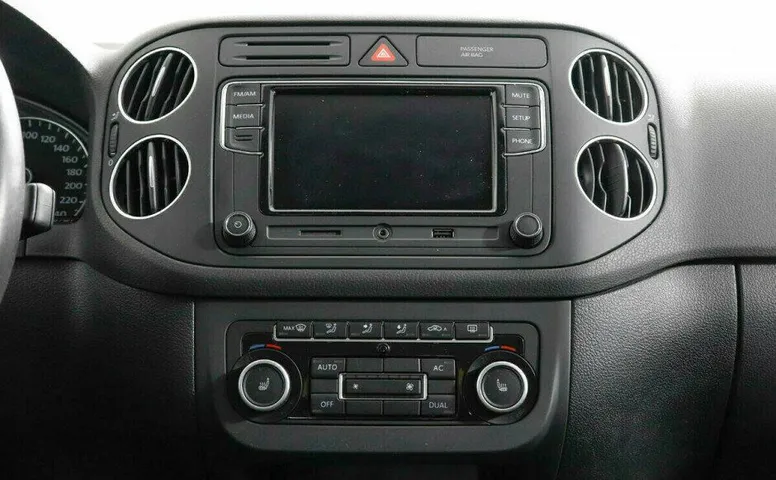 Volkswagen Golf Plus 1.6 Робот