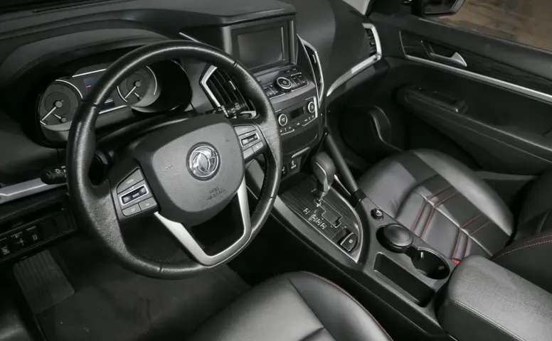 DongFeng AX7