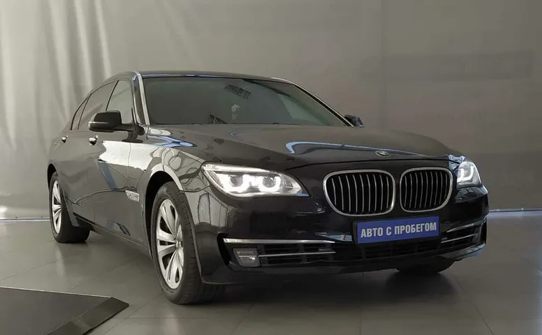 BMW 7ER 740Li xDrive 3.0 AT (320 л.с.) 4WD