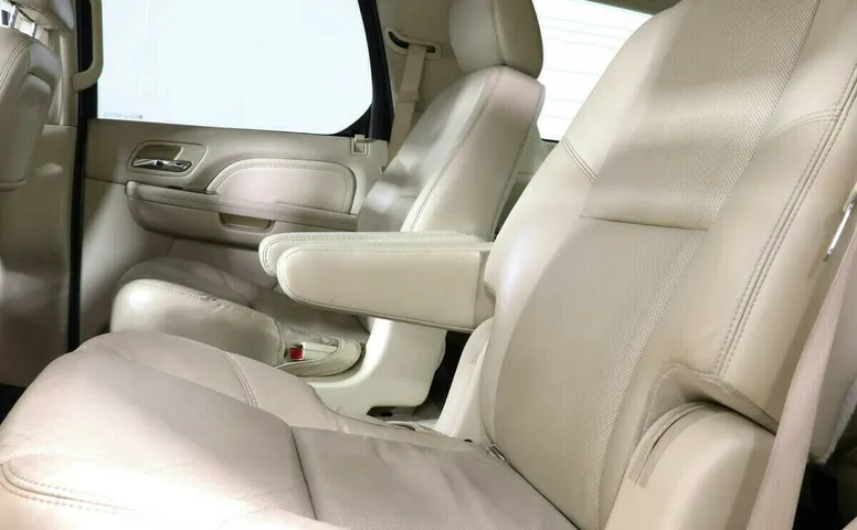Cadillac Escalade III