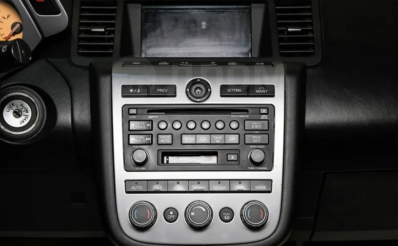 Nissan Murano, 1 поколение