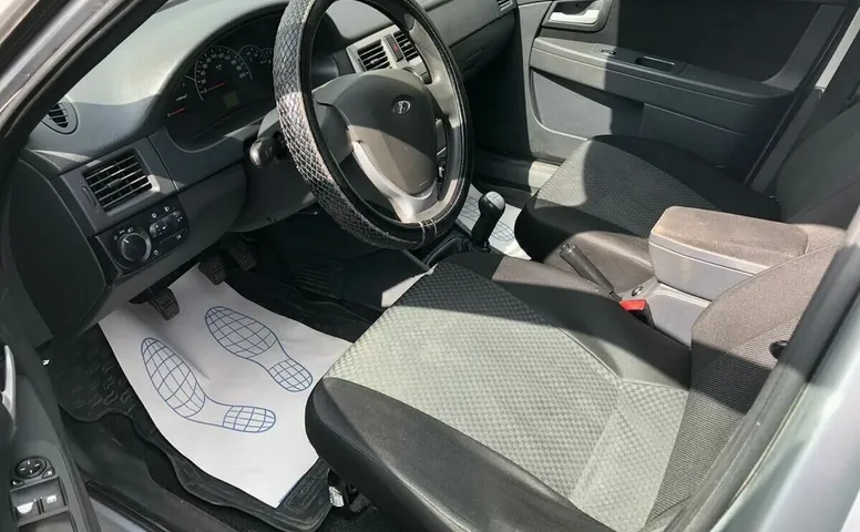 LADA (ВАЗ) 2170 1.6 MT (98 л.с.)