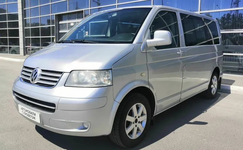 Volkswagen Multivan 2.5d MT (131 л.с.)
