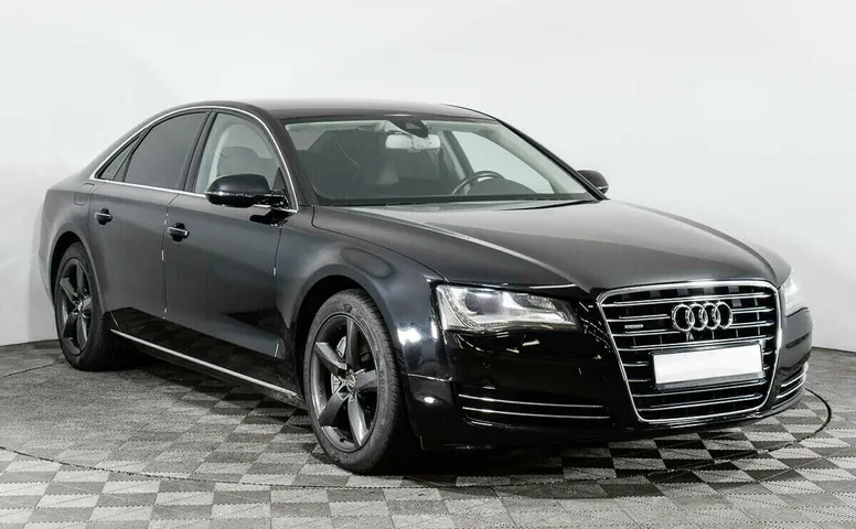Audi A8 III (D4)