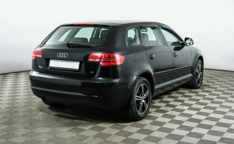 Audi A3 1.6 Робот