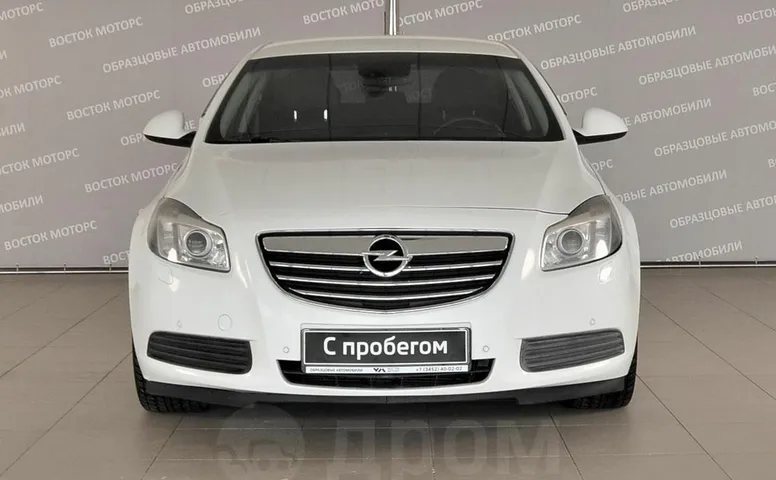 Opel Insignia, 1 поколение