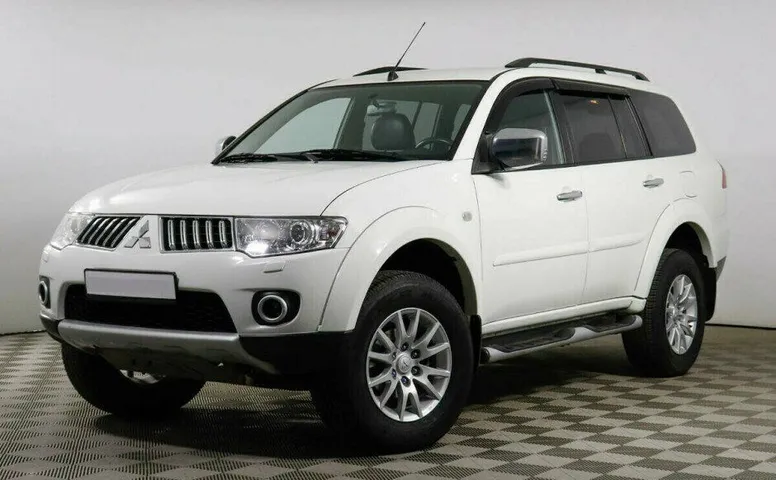 Mitsubishi Pajero Sport 3.0 Автомат