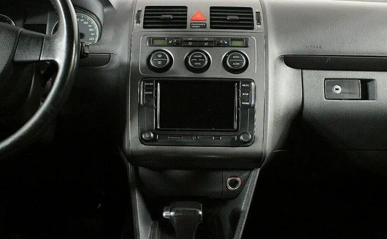 Volkswagen Touran 1.4 Робот