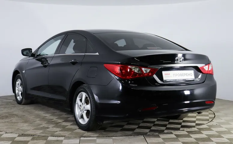 Hyundai Sonata 2.0 АКПП