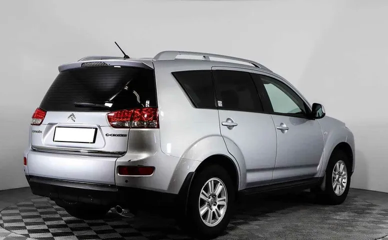 Citroen c-crosser cvt 2010 с пробегом 92 718 км