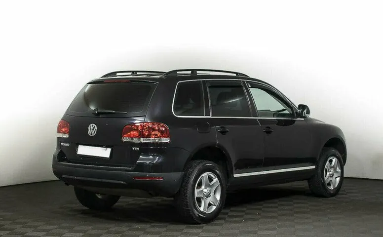 Volkswagen Touareg 2.5 Автомат