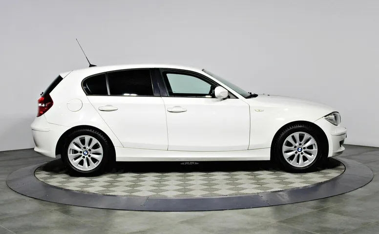 BMW 1 серии 116i I (E81/E82/E87/E88) Рестайлинг